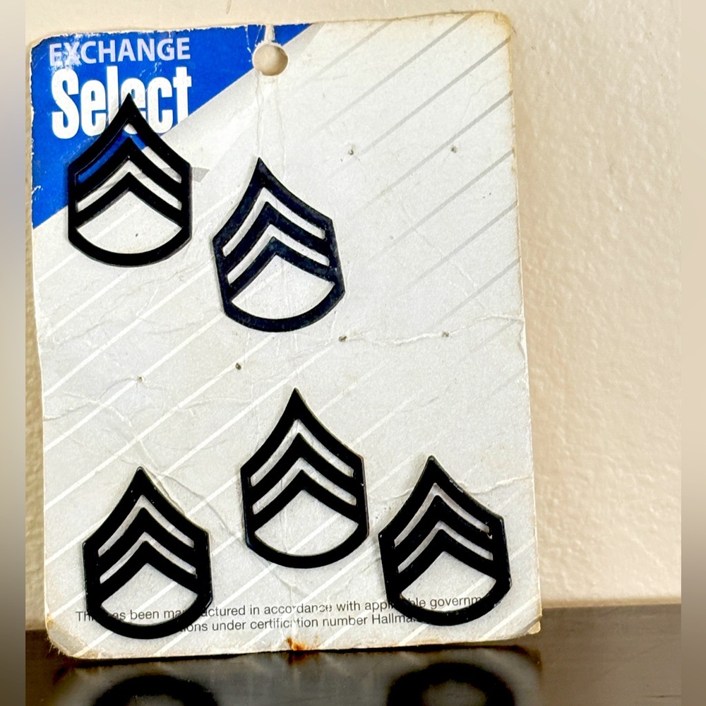 Vintage military rank pin. . USAF? Air Force/Army